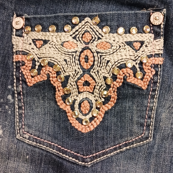 LIUCE'S JEANS Women's SIZE 11 Distressed Embroidered Pocket Low Rise Boot - Picture 7 of 13